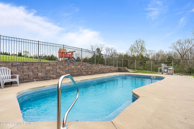 9201 Hassy Way, Louisville, KY 40299