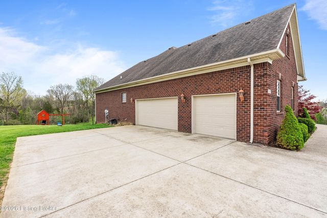 9201 Hassy Way, Louisville, KY 40299