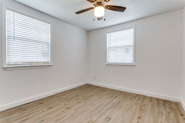 237 Conner Plaza, Lewisville, TX 75057