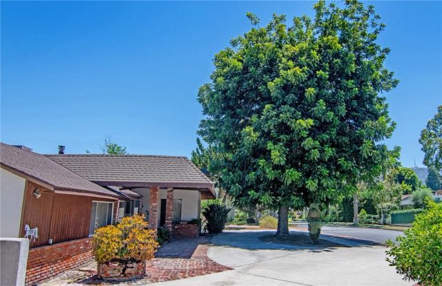 700 S Mariposa Street, Burbank, CA 91506