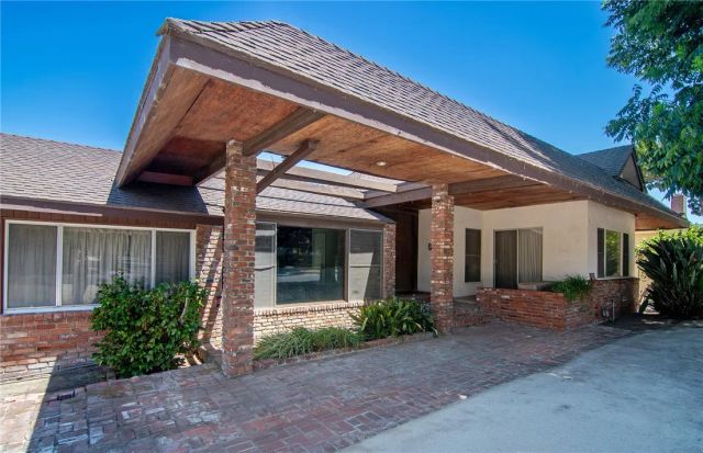 700 S Mariposa Street, Burbank, CA 91506