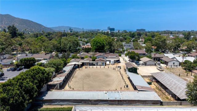 700 S Mariposa Street, Burbank, CA 91506
