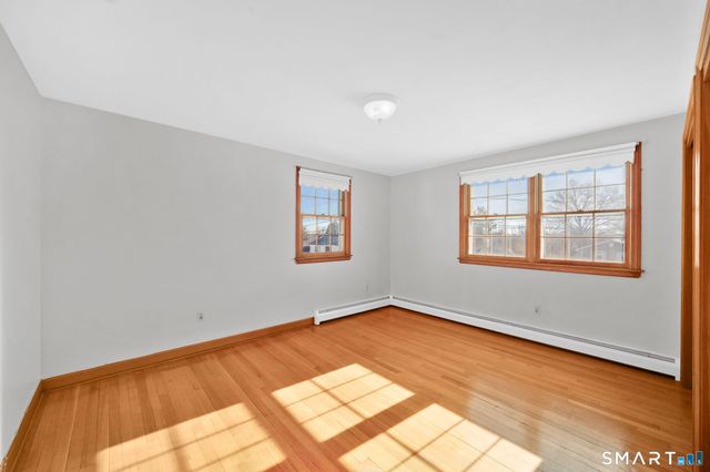 16 Ivory Road, Bloomfield, CT 06002