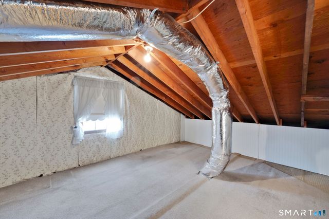 16 Ivory Road, Bloomfield, CT 06002