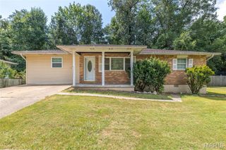 211 Hampton Court, Poplar Bluff, MO 63901