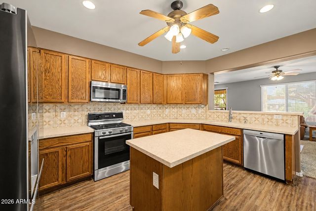 6622 W HARWELL Road, Laveen, AZ 85339