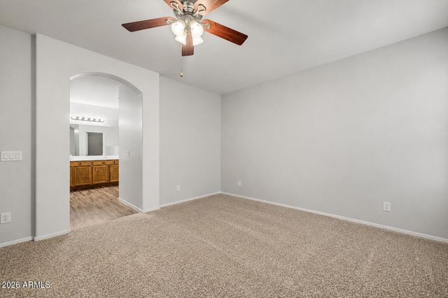 6622 W HARWELL Road, Laveen, AZ 85339