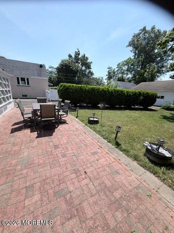 621 Essex Avenue, Spring Lake Heights, NJ 07762