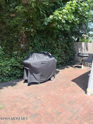 621 Essex Avenue, Spring Lake Heights, NJ 07762