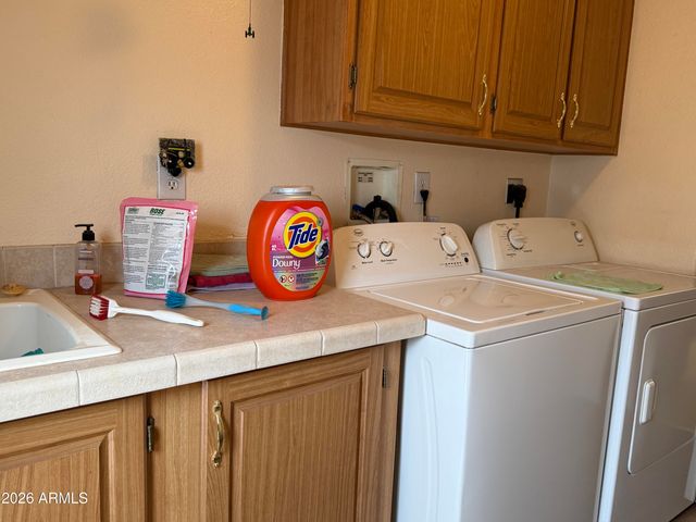 30579 S FORT APACHE Drive 122, Congress, AZ 85332