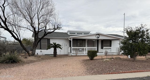 30579 S FORT APACHE Drive 122, Congress, AZ 85332