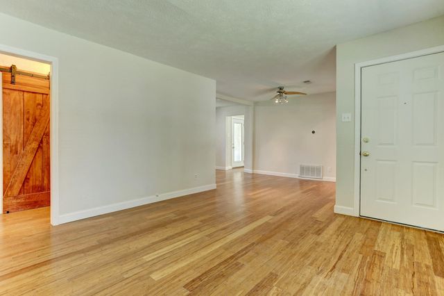 2015 Ebony Lane, Houston, TX 77018