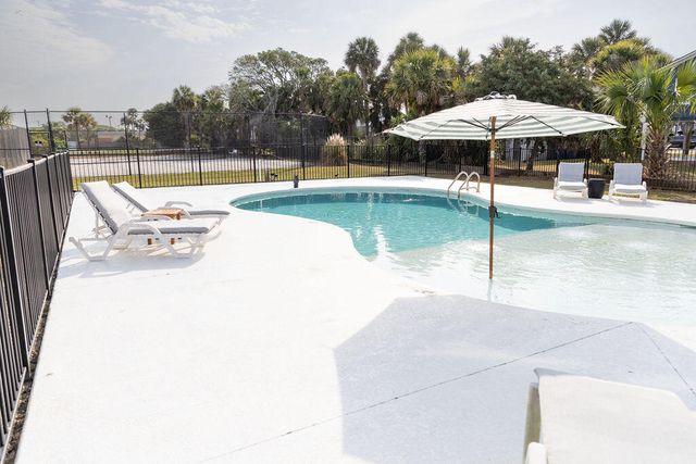 126-C Jungle Road, Edisto Island, SC 29438