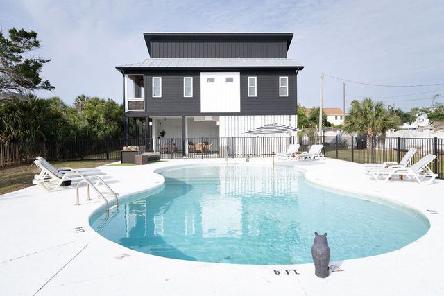 126-C Jungle Road, Edisto Island, SC 29438