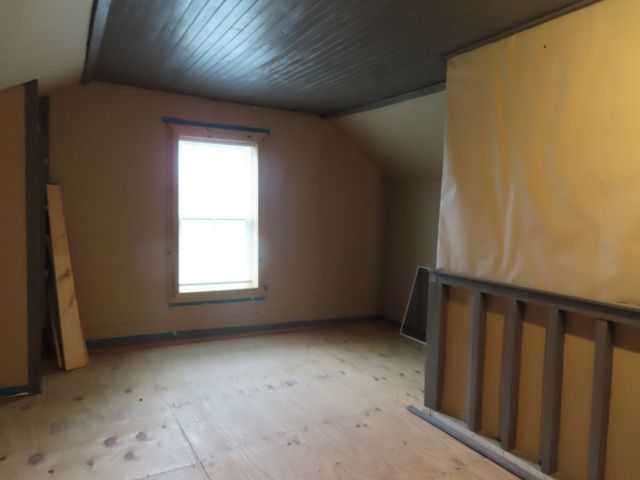 1263 Union Camp Rd, Lafayette, TN 37083