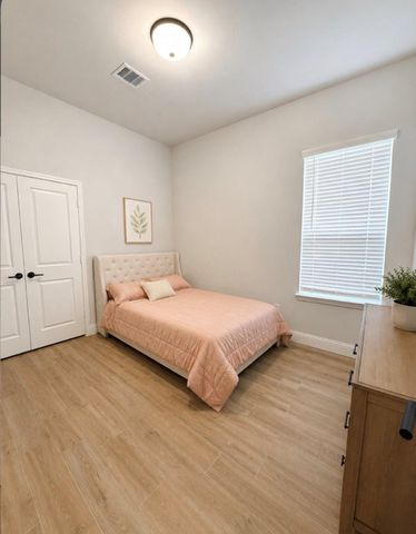 16007 Tangled Vine Lane, Conroe, TX 77302