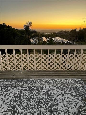 10079 W Lilac Road, Escondido, CA 92026