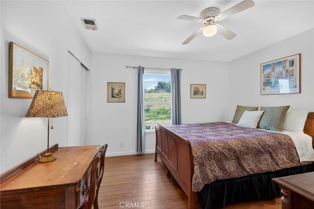 10079 W Lilac Road, Escondido, CA 92026