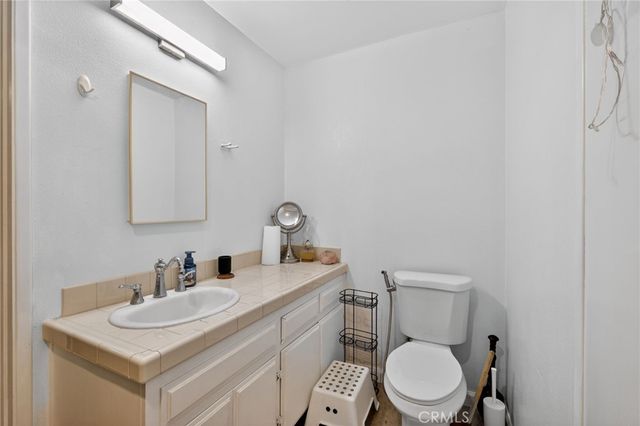 10079 W Lilac Road, Escondido, CA 92026