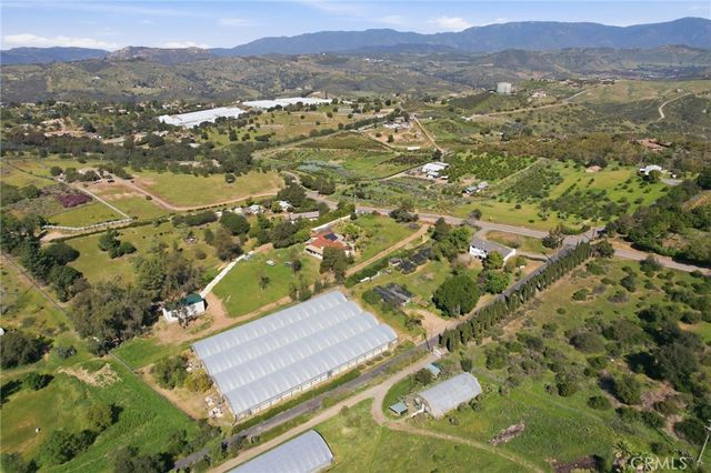 10079 W Lilac Road, Escondido, CA 92026