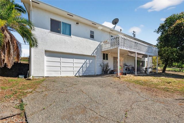 10079 W Lilac Road, Escondido, CA 92026