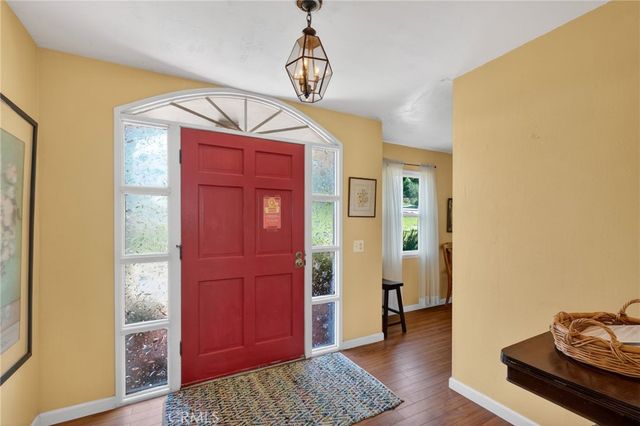 10079 W Lilac Road, Escondido, CA 92026