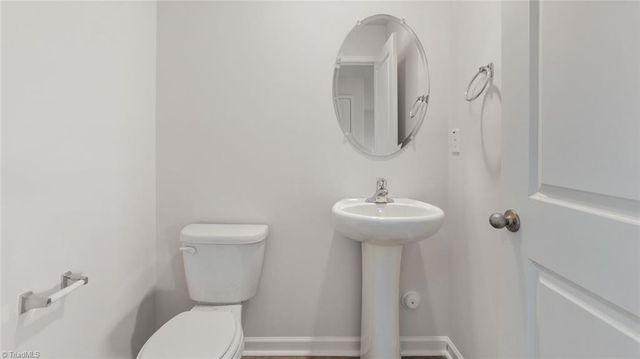 3006 Middle Creek Lane, Greensboro, NC 27405