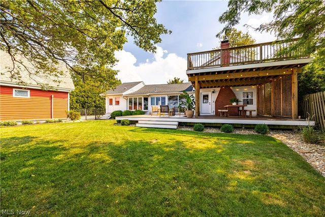 4247 E Lake Road, Sheffield Lake, OH 44054