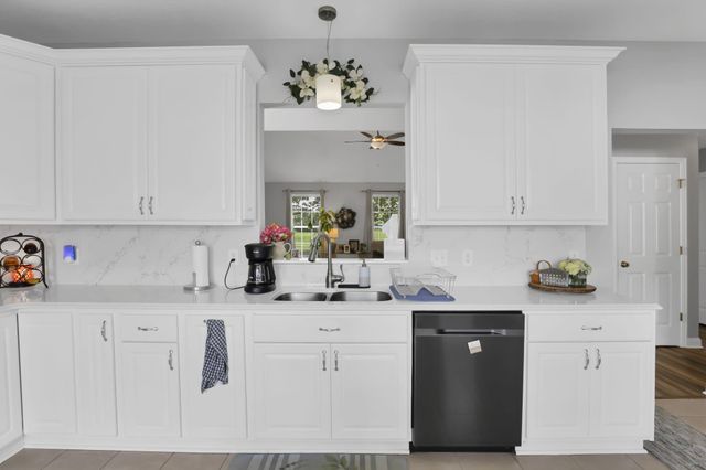 6039 Grand Strand Avenue, Westerville, OH 43081