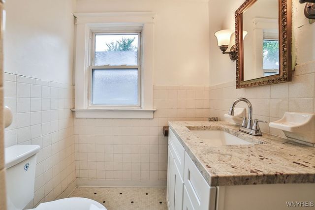 44 Christiana Street, North Tonawanda, NY 14120