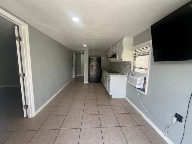 1400 DAKOTA AVENUE, St Cloud, FL 34769