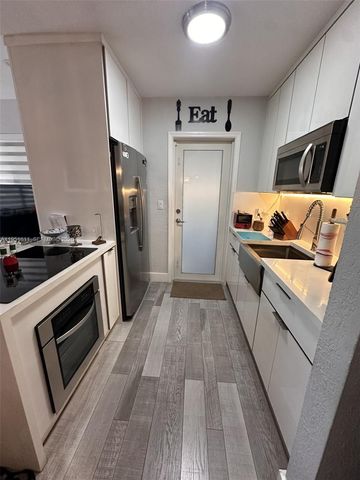 4485 SW 7th St, Miami, FL 33134