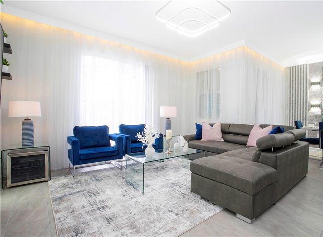 4289 PARAGRAPH DRIVE, Kissimmee, FL 34746