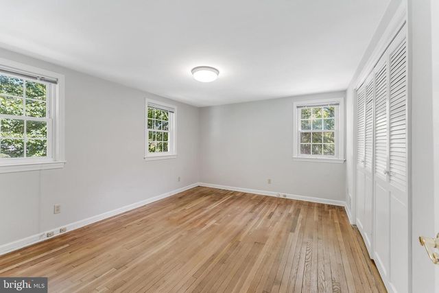 1005 N LEBANON ST N, Arlington, VA 22205