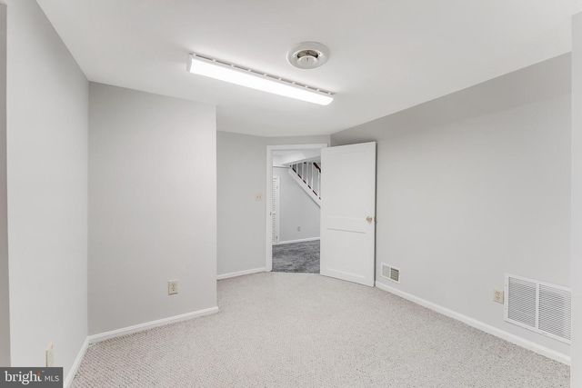 1005 N LEBANON ST N, Arlington, VA 22205