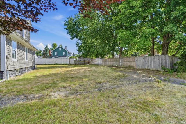 29 Harwich Street, Kingston, NY 12401