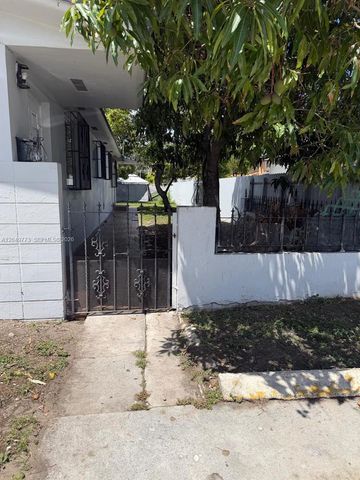 41 E 20th Street, Hialeah, FL 33010