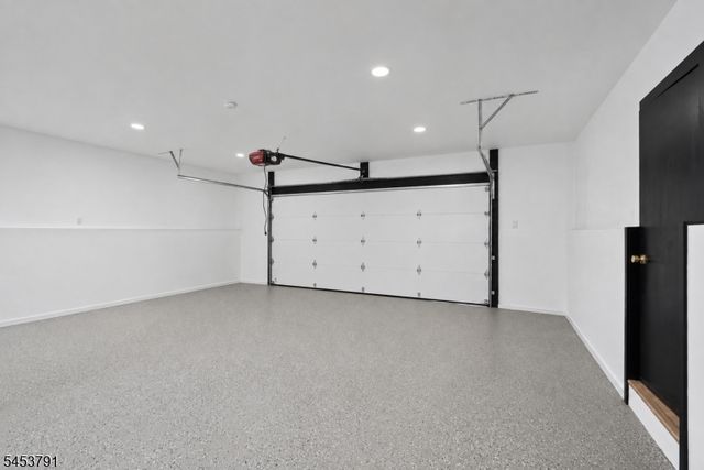 11 Mark Ter, West Milford Twp., NJ 07435