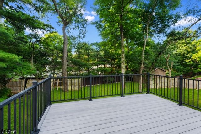 11 Mark Ter, West Milford Twp., NJ 07435