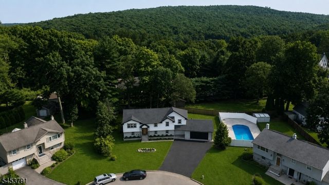 11 Mark Ter, West Milford Twp., NJ 07435