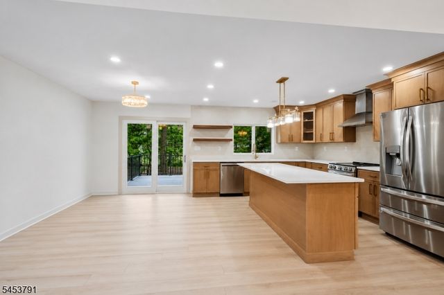 11 Mark Ter, West Milford Twp., NJ 07435