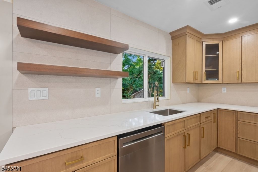 11 Mark Ter, West Milford Twp., NJ 07435 — photo 5