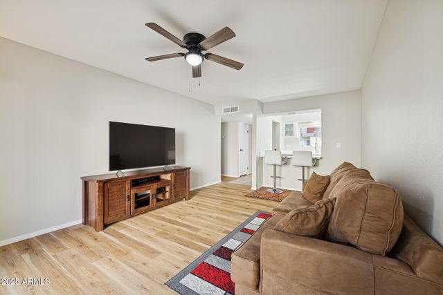 4610 N 68TH Street 409, Scottsdale, AZ 85251
