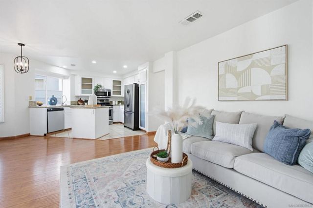 14128 Stoney Gate Place, San Diego, CA 92128