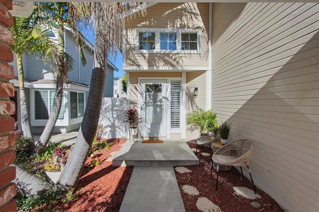 14128 Stoney Gate Place, San Diego, CA 92128