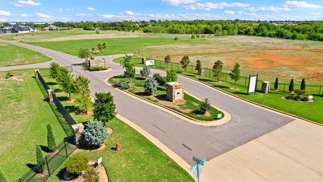 2500 Heathery Park, Oklahoma City, OK 73128