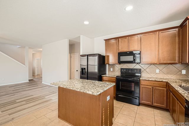 8926 Silver City, San Antonio, TX 78254