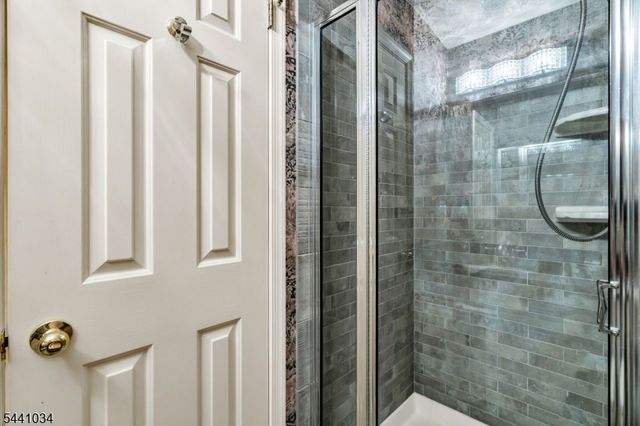 115 Sturbridge Cir, Wayne Twp., NJ 07470