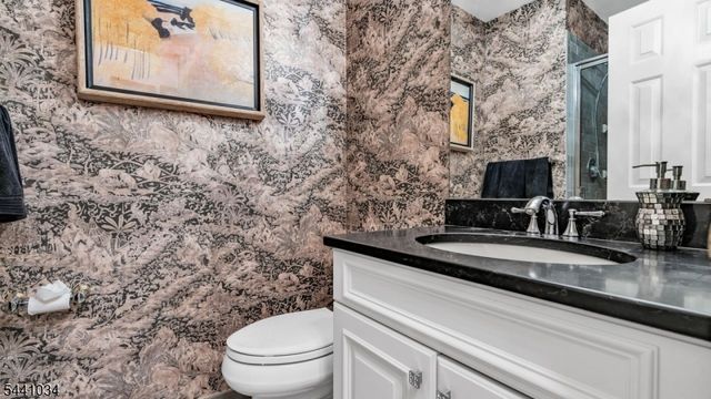115 Sturbridge Cir, Wayne Twp., NJ 07470