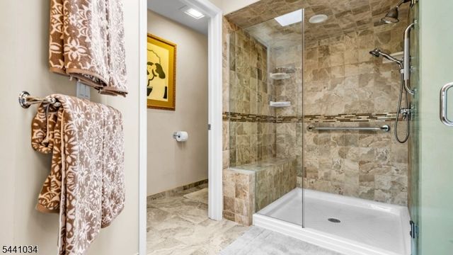 115 Sturbridge Cir, Wayne Twp., NJ 07470